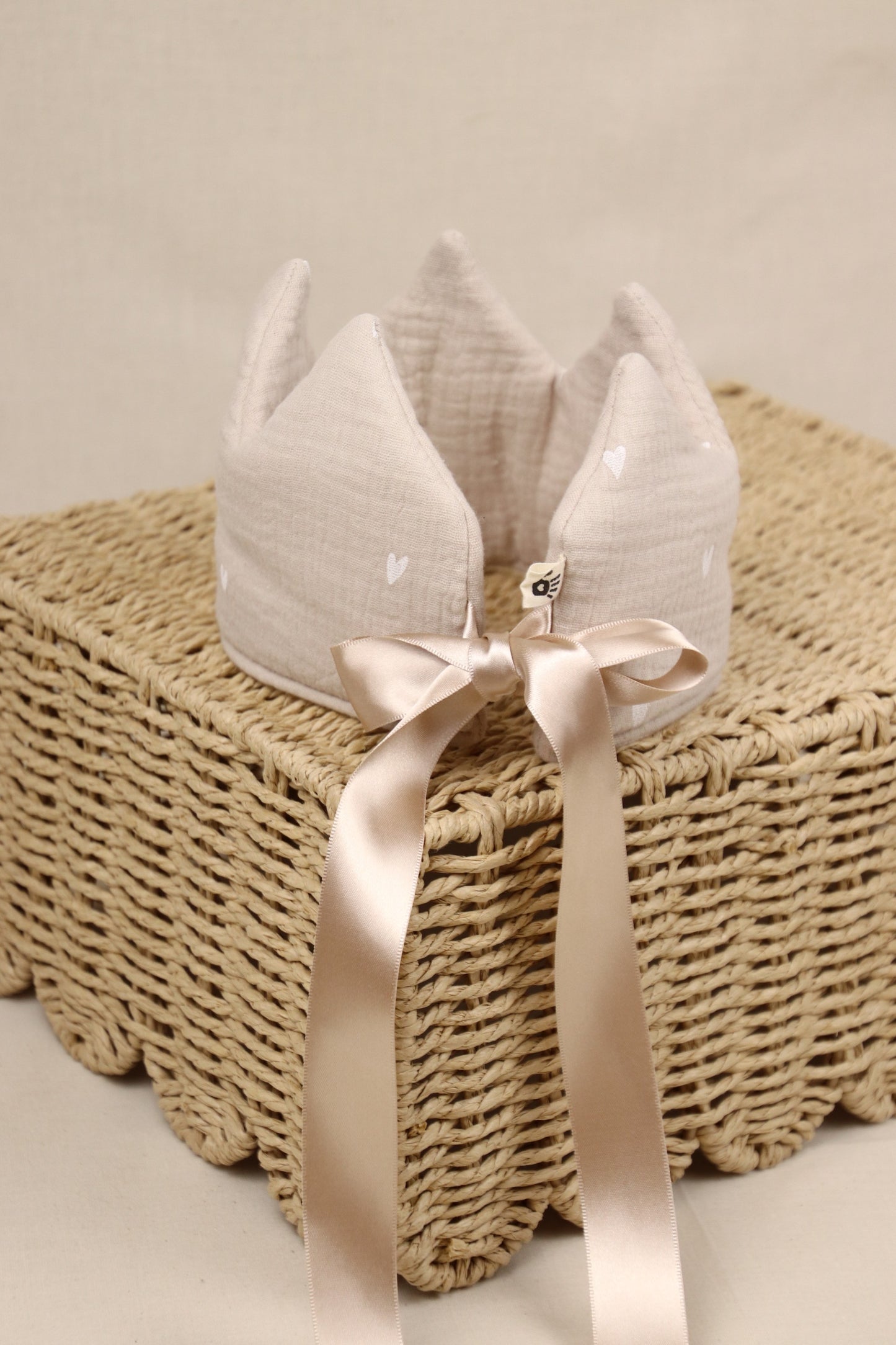 Kroontje Grijs met hartjes