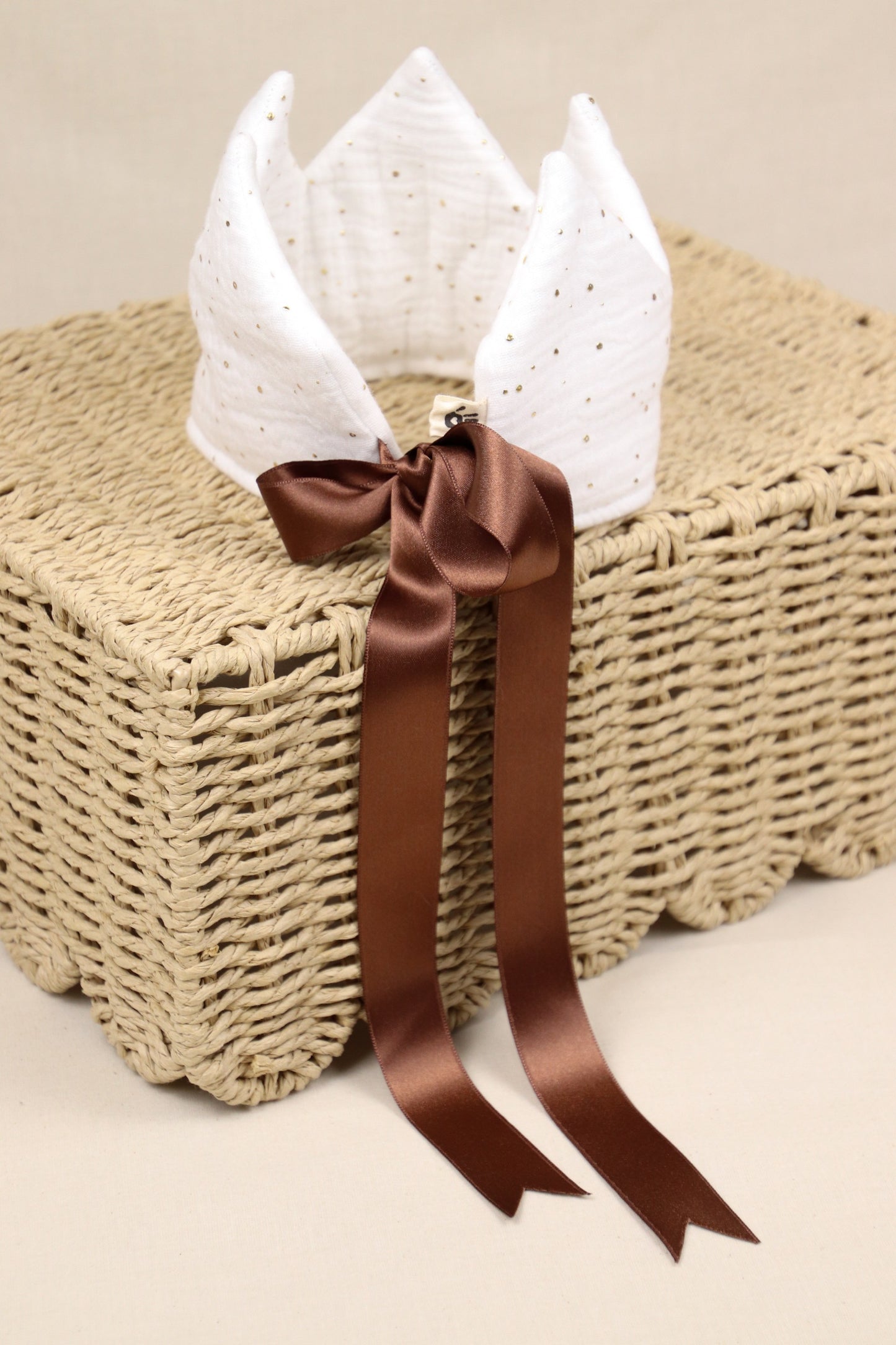 Kroontje Wit met gouden stipjes