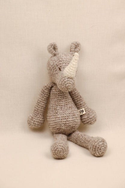 Wollen knuffel Neushoorn